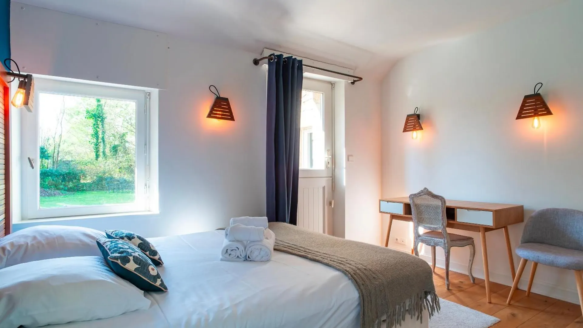 Kerlavarec - Belle Maison Avec Grand Jardin Locmariaquer 0*,  France